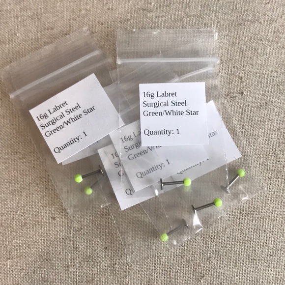 16g labret - Star - Picture 3 of 3